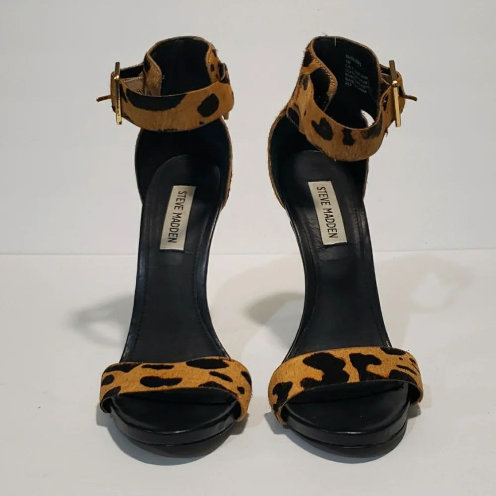 Animal print heels - Picture 3 of 8